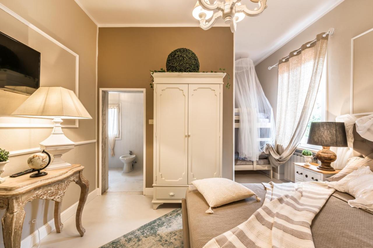 Apartmán Moulin Rouge Lerici Exteriér fotografie