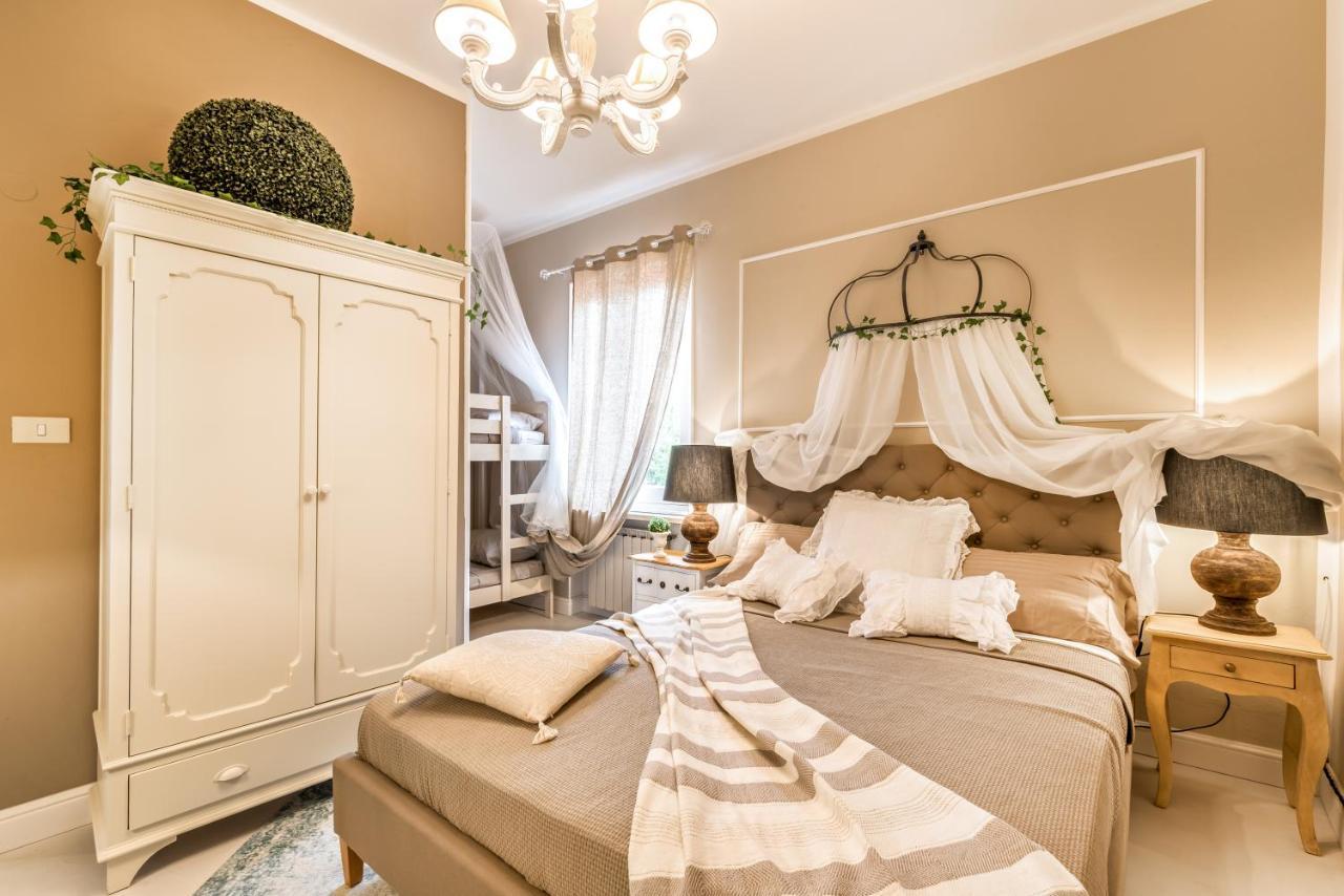 Apartmán Moulin Rouge Lerici Exteriér fotografie