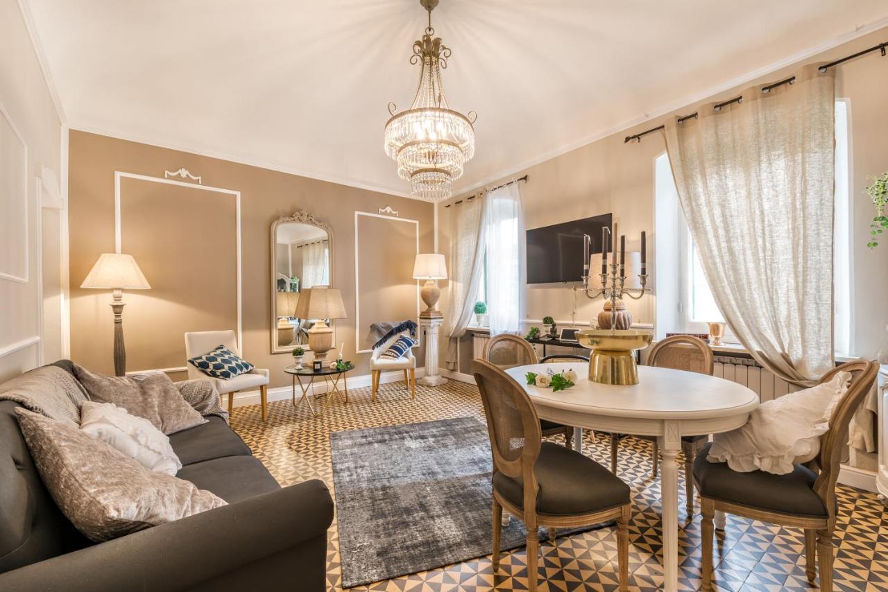 Apartmán Moulin Rouge Lerici Exteriér fotografie