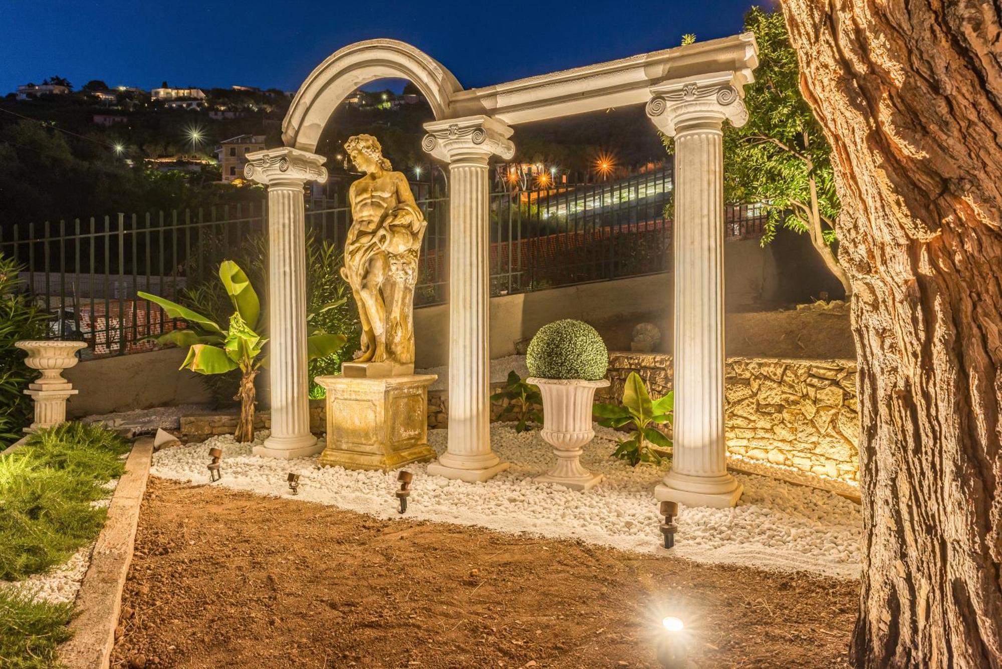 Apartmán Moulin Rouge Lerici Exteriér fotografie